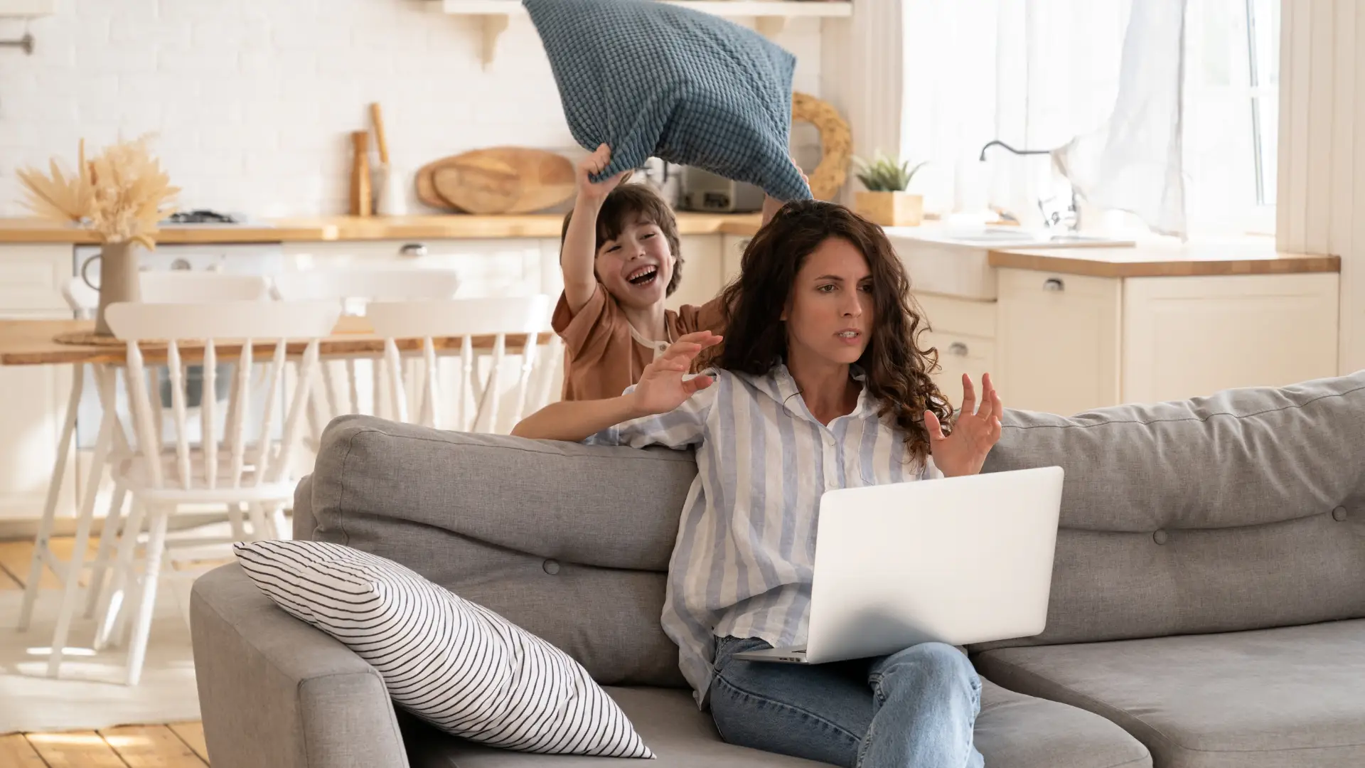 Mom rage while managing parenting and work.